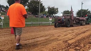 Allis Chalmers D17 pulling 4500lb 3mph | National Antique & Farmstock Tractor Pulling