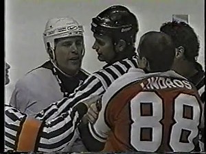 Eric Lindros vs Scott Stevens Round 3