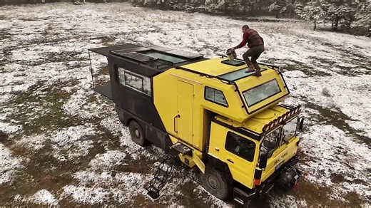 Hardcore RV extreme weather camping, blizzard camping | Car Camping