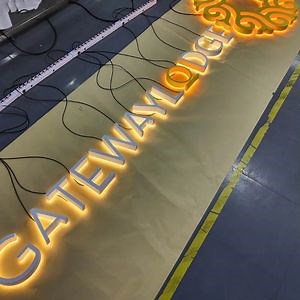 [Hot Item] 3D Acrylicl Sign LED Backlit Wall Logo Backlit Advertising Letter Signage