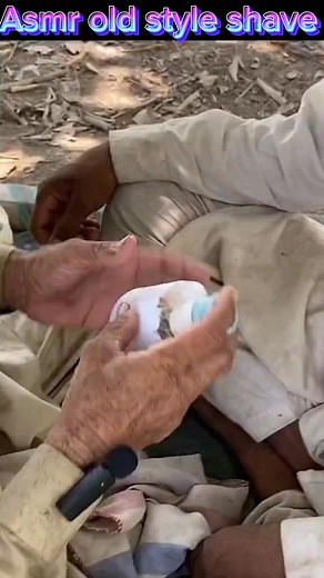 #asmr #topasmr #fyp #viral #barber #barbershop #asmrshaving #UK #old #unfrezzmyaccount #barberlife | Fusion Vibe