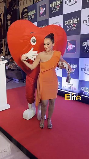 "Minissha Lamba graces the screening of Amazon Mini TV show 'Badtameez Dil' with her mesmerizing presence!" Minissha Lamba #elite #eliteshowbiz #badtameezdil #screening #minishalamba | Elite | Facebook