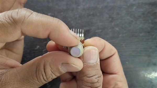 7.5K views · 124 reactions | volume potentiometer की जानकारी ✅ #potentiometer #volume | Techno Mitra | Facebook