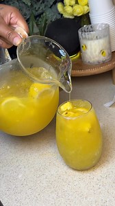 Sweet pineapple lemonade 💕🇩🇴✌🏽🥰 working on the step by step video. #pineapple #lemonade | Ileana Dominguez