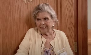 Helen Slayton-Hughes from ‘Parks and Recreation’ dies at 92