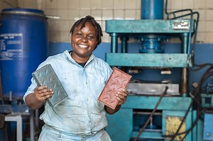 Nairobi Woman Brilliantly Recycles Plastic Waste Into Paver Bricks That Are Stronger Than Concrete