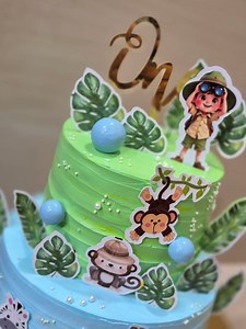 11K views · 100 reactions | Beautiful 2Tiers Jungle Theme 1st Birthday Cake Decoration|Cake Design❤️ #viralcake #mydreamcakery #FacebookPage #trendingcakes #cake #cakedesign #birthdaycake #junglethemecake #viralcakedesign #1stbirthdaycake #2tiercake | My Dream Cakery | Facebook