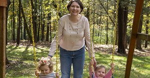 How IVF has led to a record number of single moms in their 40s