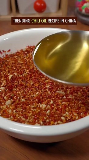 Chilli oil 🌶️🥵🤤🔥 | FOOD Factory