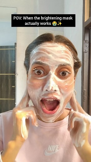 Want the full recipe? Comment “BRIGHT” 👇🔗📤 This instant glow mask helps with: 🌟 Brightening dull, tired skin 🌟 Lightening tan & reducing pigmentation 🌟 Deep cleansing without stripping moisture 🌟 Calming irritation, redness & sensitivity 🌟 Giving a soft, even-toned glow in minutes 🌟 Making skin look fresh, clean & naturally glassy Use 2–3 times a week for BEST results 🤍🫧 #glowingskin #diyfacemask #ski̇ncarerouti̇ne #naturalskincare #brightskin #tanremoval #glassskin #skincarehack #ski