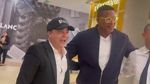 Compartiendo con dos grandes de la industria musical “La voz de la ternura” @zacariasferreiraoficial y mi gran amigo el empresario @amablev ¡Que bueno verlos! | Jandy Ventura El Legado