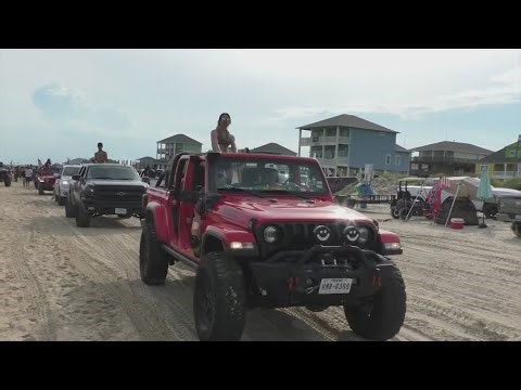 Crystal Beach businesses will be closed for 'Go Topless Weekend'
