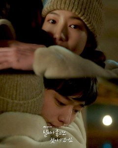 5.2K views · 648 reactions | 이제는 서로가 서로를 토닥거려주는 마멜커플로 레벨업❤ 내일 밤에 만나요! . JTBC 월화드라마 <날씨가 좋으면 찾아가겠어요> ☁매주 월화 밤 9시 30분 방송☁️ | JTBC Drama | Facebook