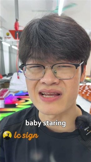 👶👀 😂