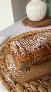 7.1K views · 20 reactions | 不 Easy Apple Pie That Tastes Like Grandma’s — Without the Fuss! ✨ This golden, buttery apple pie comes together in a snap and smells like pure comfort. Juicy apples, cozy cinnamon, and that flaky crust? Chef’s kiss! ‍ | Daily Recipe Haven | Facebook