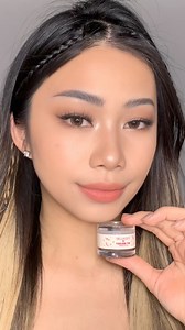 The popular 2-in-1 eyebrow soap and eyebrow balm👀🙌 Create stylish eyebrows easily in two steps~🧚‍♀️😘 #focallure #focallureph #focalluresanrio #newarrival #sanrio #eyebrowpomade | Focallure Philippines