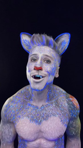 Julian Avelar on TikTok