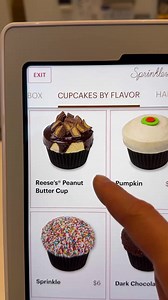 Sprinkles cupcakes 🧁 have delicious flavors 😋#hungryfam #eeeeeats #foodiebaby #sprinkles #cupcakes #dessert #yummy #eatersanonymous #californiafoodie | Hungry FAM