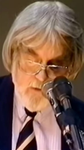 Dean was a UFO researcher and had "Cosmic Top Secret" clearance while in the military. #aliens #et #uap #usmilitary #fyp #robertdean | Life in the garden