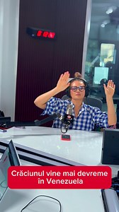 Ați scos decorațiunile, ați șters praful de pe bradul artificial, ați pus video-ul cu șemineu și colinde pe TV? 😂😂 Trebuie să fim și noi solidari cu venezuelenii. Corina Băcanu Călărașu Catalin Oprisan CIPRIAN DINU | Kiss FM