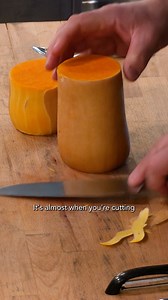 Check out our latest video clip, dicing butternut squash, from Chef Rob Kinneen's Knife skills video! Learn the step-by-step process of peeling and dicing a squash, as well as what you can do with what is left over! Watch full video on our YouTube channel #linkinbio👈 #Education #Natifs #IndigenousFoodLab #IndigenousCuisine | Indigenous Food Lab
