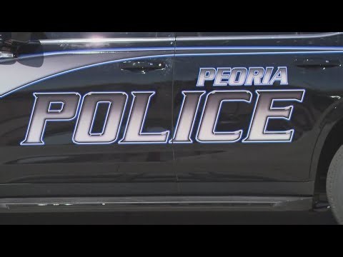 Peoria teacher exchanged thousands of texts with student