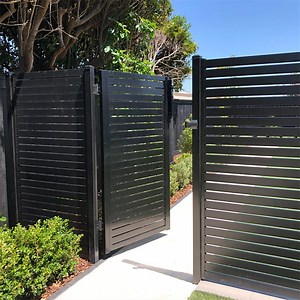 [Hot Item] Powder Coated Aluminium Slat Fencing Privacy Horizontal Slat Fence Garden Fence Panel