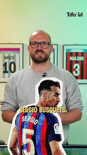 What is a Pivot? #Football #Soccer #footballtiktok #footballpositions | Tifo Football