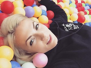 Isabelle Desjardins «pète sa coche» sur Instagram