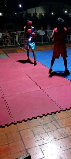 #Embarcacion #Boxeo Continúan las peleas en el Codem, en esta noche de boxeo interprovincial, #Ahora Formosa vs. Salta, organizado por Julio Apaza  | Panamericana Embarcacion | Facebook