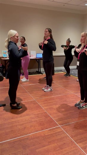 Preschool dance teacher training at Spark Mini Conference Series #sparkminiconference #danceteacher #danceteacherlife #preschooldance #turkeyhop #twinklebabies #twinklestars #twinklestardance | Twinkle Star Dance Program