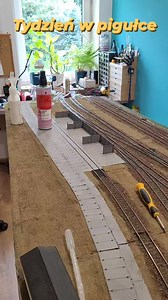 Tydzień w pigułce. Oj gdyby wszystko odbywało się tak szybko 😉 #kolej #pkp #rail #merlinmodel #beskidzkagrupamodelarska #modelarstwo #h0scale #trainmodels #hobby #pasja #modelrailway #hobbytrain | Merlin Model