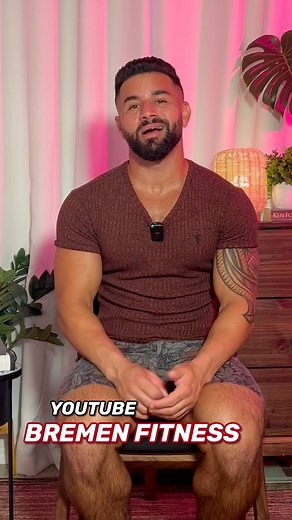 Bremen Fitness & Mindfulness on Instagram: "Hoje as 17h o vídeo vai estar disponível no meu canal do YOUTUBE: - BREMEN FITNESS Corra lá e já assina, para vocês não perderem. Espero que compartilhando a minha história, ajude a você que passa e está passando por situações similares e falta coragem para mostrar ao mundo tudo aquilo que está guardando dentro de você com medo do julgamento da sociedade. Se eu consegui, você também pode! . . . . . . . #lgbt"