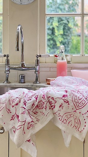 I love this Valentine DIY craft. These kitchen towels and pink dish soap are a perfect gift or a fun way to spruce up your kitchen. As you likely have guessed I enjoy making crafts, especially when they are easy and inexpensive to make. These Valentine DIY dish towels cost less than $3.00 to make. Did I mention how quick and easy this DIY is? No artistic talent is required. Ready to learn how to make this? PS, I added one more DIY idea at the end, be sure to check it out! Comment VALENTINE202 an