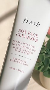 We're not sure what's more calming - this video or the cucumber extract in Soy Face Cleanser.  Shop now at fresh.com  : @evasooofia | Fresh | Facebook