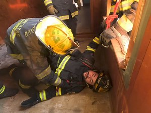 This past Drill Night focused on a few common save-our-own tactics, provided scenarios involving a downed firefighter. Over 20 volunteers, of varying experience levels, converged on a locally donated structure for hands-on repetitions, rapidly removing an “incapacitated” firefighter from a structure when the path of egress may need to be a window. Have you got what it takes? Find out at https://www.hvfd7.com/content/recruitment/ | Hollywood Volunteer Fire Department