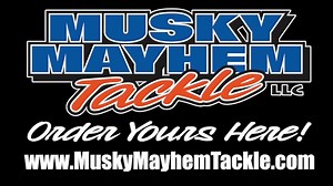 Gregg Thomas and his clients getting it done on a trolling girl. | MUSKY MAYHEM TACKLE LLC