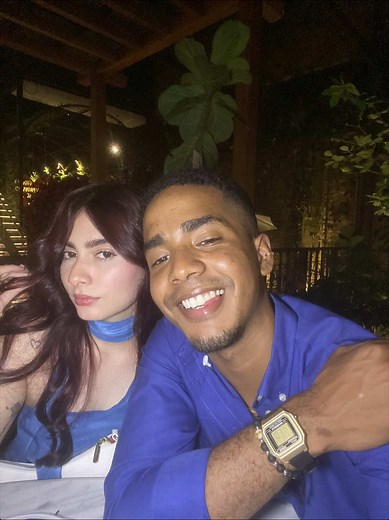 Podrás tener muchas amistades pero yo te conozco desde que eras virgen