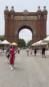 8.1K views · 285 reactions | Hi guys #beach #beachlife #girls #girlswholift #pool #poolparty #friends #friendship #workout #workoutmotivation #workoutideas #gym #gymlife #fitnessgirl #reels #viral | Girl house | Facebook