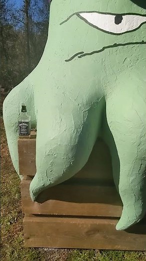 Squidbillies Monument- A Tribute to Early Cuyler
