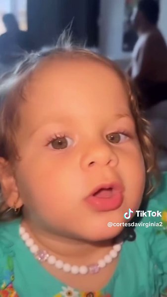 Vida Luxuosa da Maria Flor: Mostrando o Quanto É Bom Ser Milionária Antes dos 2 Aninhos