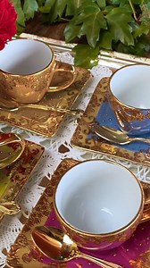 Princess coffee cups 💝🇧🇷Xícaras de princesa🌸💝 . . https://link.michellemoyses.com.br/fb . . . . #cup #coffee #cups #tablesetting #tableware #mesaposta #coffecup #teacup #cofeeaddict #xicaras #cafe #coffeecup #coffeetime #china #chinapainting #handmade #handpainted #porcelain #porcelana#xicaradecafe #tablelovers #table #pinturaemporcelana #aprendicomamichelle #craft #diycrafts #manualidades #coffelover | Atelier Michelle Moyses