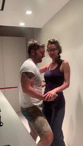 819K views · 3.1K reactions | Tutti ai fornelli....noi invece in cucina balliamo Buona serata a tutti Presto torneremo❤️ | Gianmarco Bagutti Orchestra Italiana | Facebook