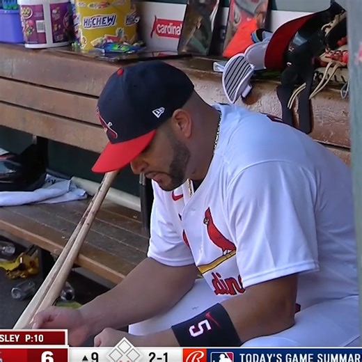 You don't hit 689 home runs without a lot of hard work. Albert is a legend for a reason. 🐐 | MLB