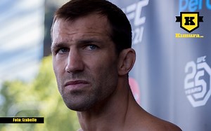 Khabib förklarar varför han inte vill signa Luke Rockhold i Eagle FC