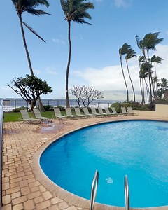 Happy Sunday from unit 103 at Kihei Beach! https://www.aliiresorts.com/vrp/complex/kihei_beach🏝️ | Ali'i Resorts - Maui