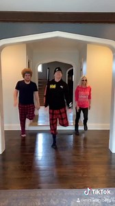 291K views · 2.2K shares | Quarantine Friday | Jenny McCarthy | Facebook