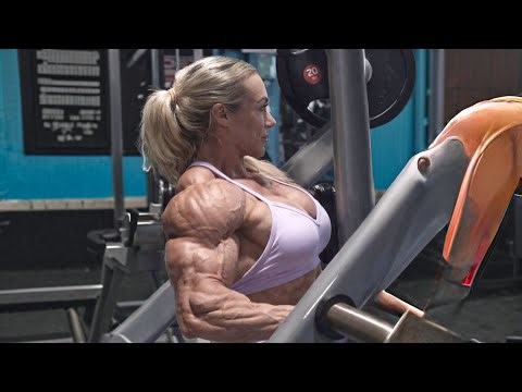 Suzan Oktay – Incredible Female Bodybuilder Strength & Muscle Power 💪