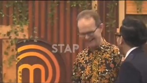 ⚠️ SPOILER WARNING ‼️ TOP 9 MCI SEASON 13: • Elsa •Jonathan •Sandra •Bunga • Stephanie •Tian •Alsya •Dewa • Ragil (Comeback dari Black Team) Guest Star - Dominic Jermey (Duta Besar Inggris untuk Indonesia) Source : STARPRO Indonesia *videonya sudah di takedown* | Dikala anda Ｍｅｎｏｎｔｏｎ Ｔｅｌｅｖｉｓｉ ４．０