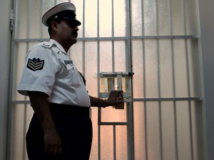 Bahrain authorities jailed hundreds of children: Report